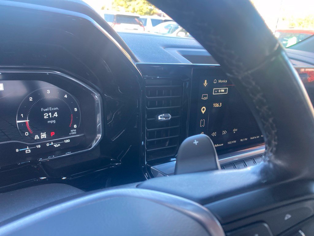 Used 2022 GMC Sierra 1500 SLT w/ SLT Premium Plus Package AWD/4WD image 32