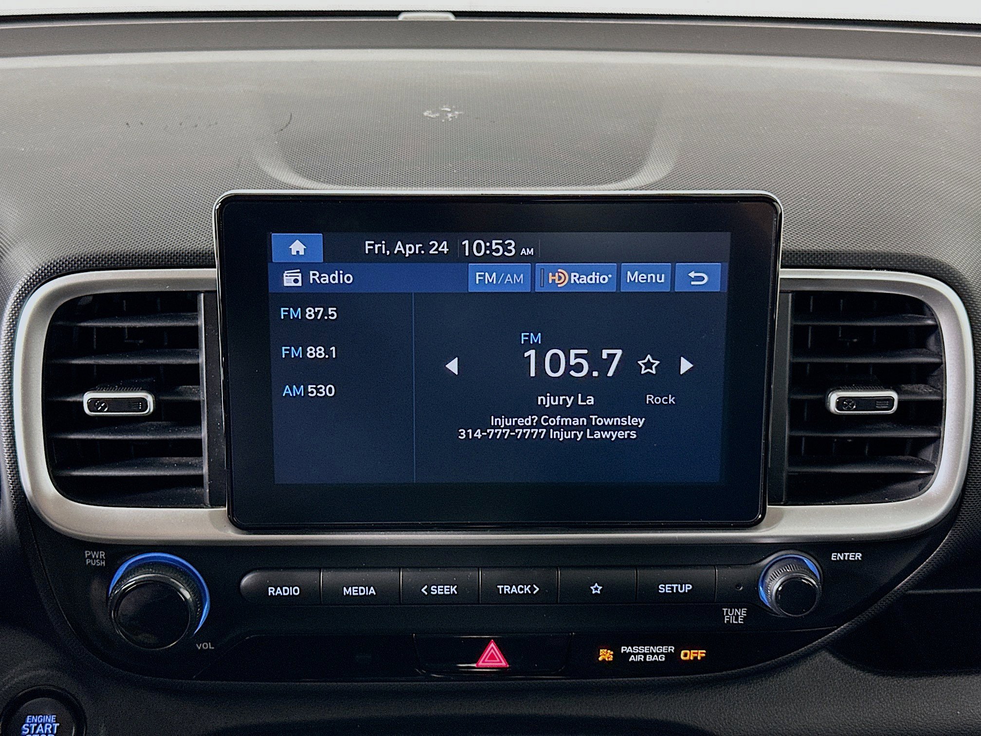 Used 2025 Hyundai Venue SEL FWD image 21