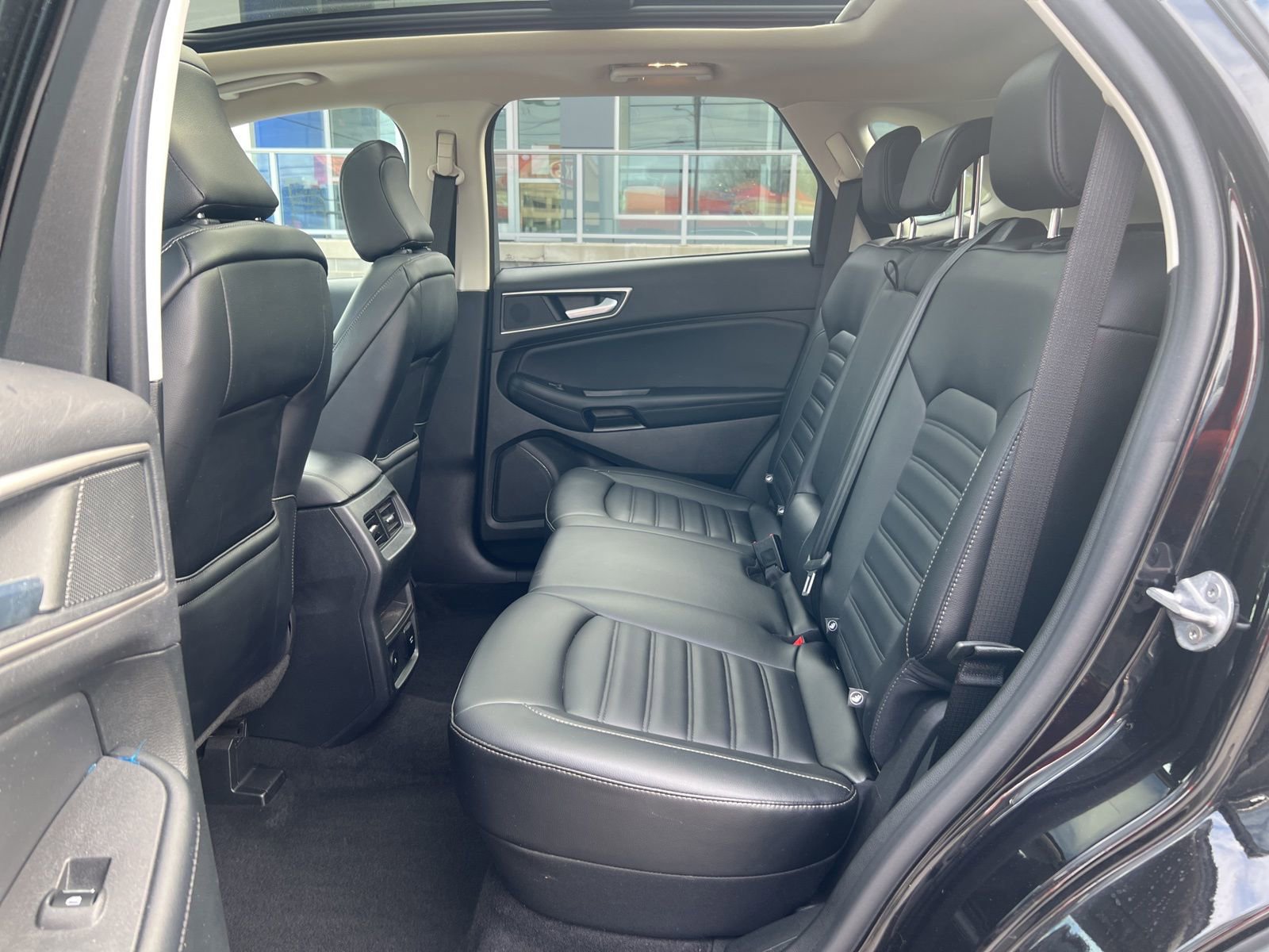 Used 2023 Ford Edge SEL w/ Convenience Package AWD/4WD image 23