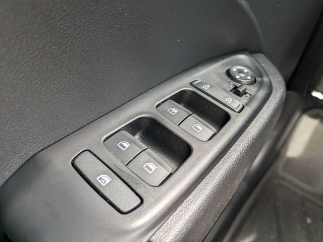 Used 2025 Hyundai Venue SE FWD image 20