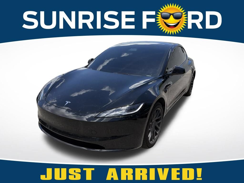 Used 2025 Tesla Model 3 RWD image 1