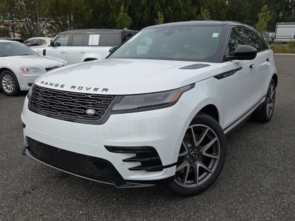 New 2026 Land Rover Range Rover Velar Dynamic SE