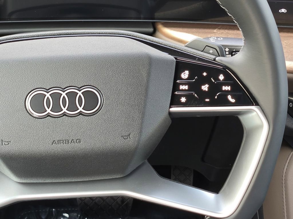 New 2025 Audi Q5 Premium Plus image 16