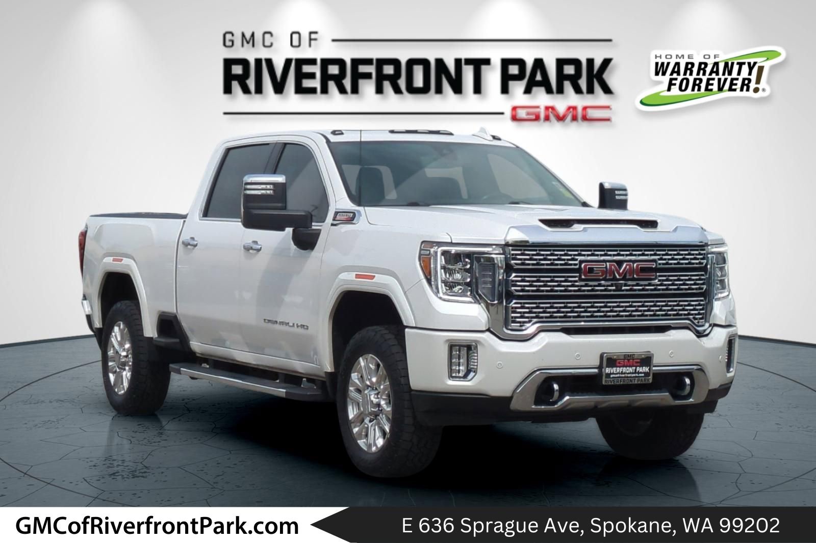 Used 2022 GMC Sierra 3500 Denali AWD/4WD image 1
