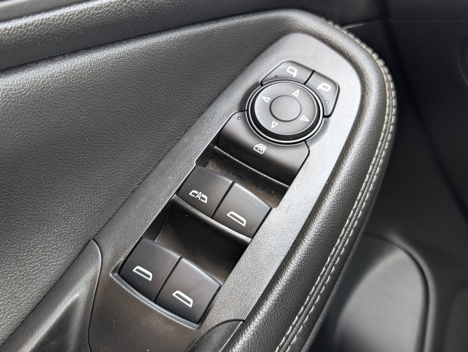 Used 2024 Buick Encore GX Preferred FWD image 26