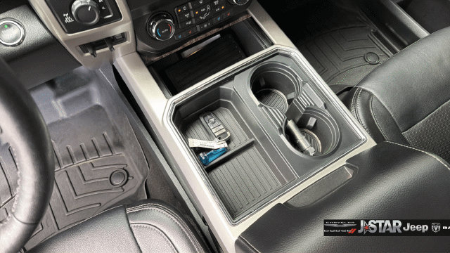 Used 2019 Ford F250 Lariat w/ Lariat Ultimate Package AWD/4WD image 24