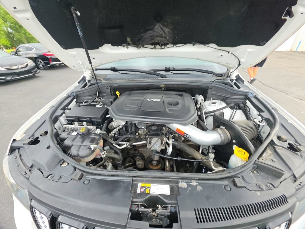 Used 2019 Jeep Grand Cherokee Altitude AWD/4WD image 11