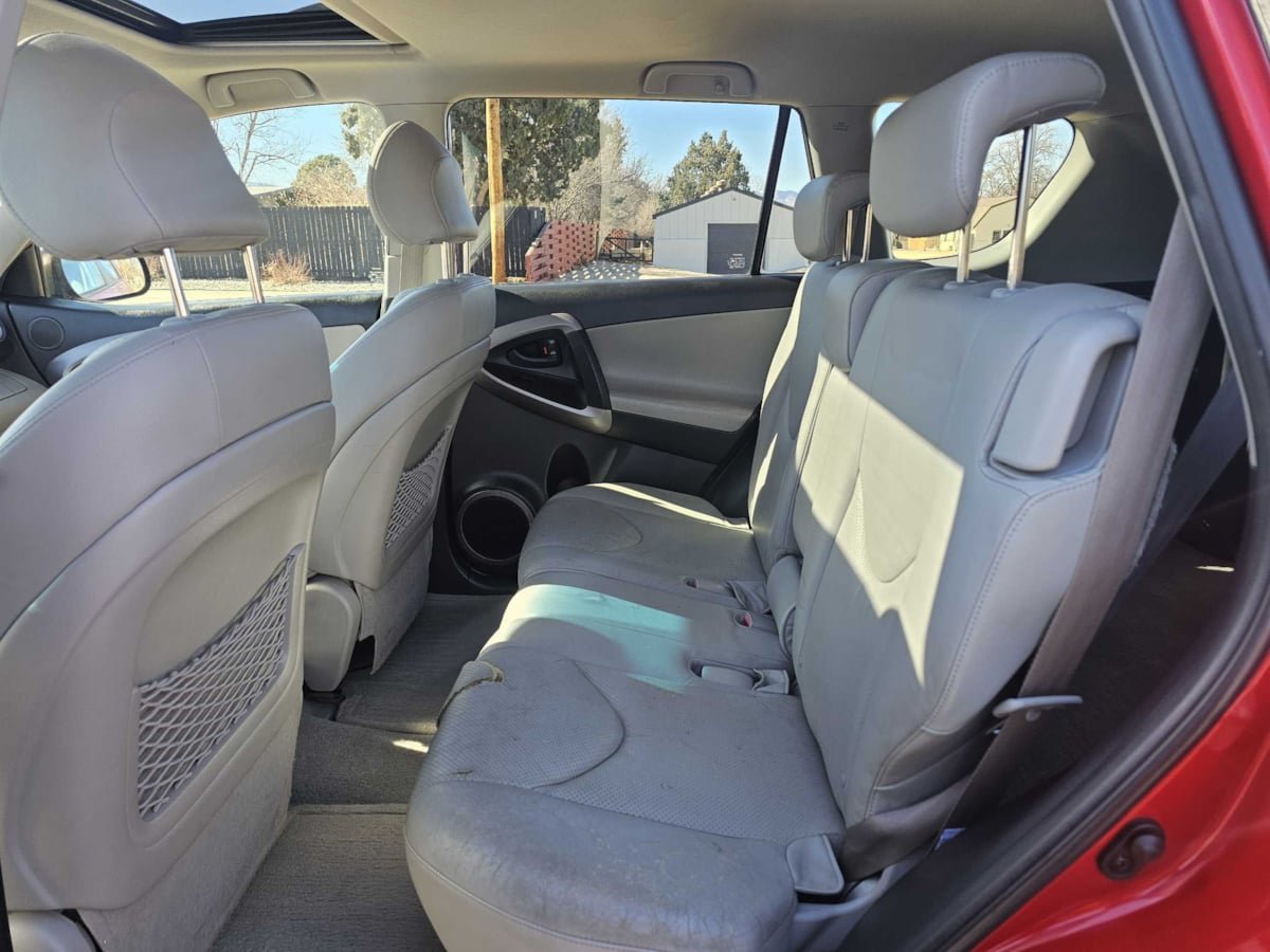 Used 2008 Toyota RAV4 Limited AWD/4WD image 21