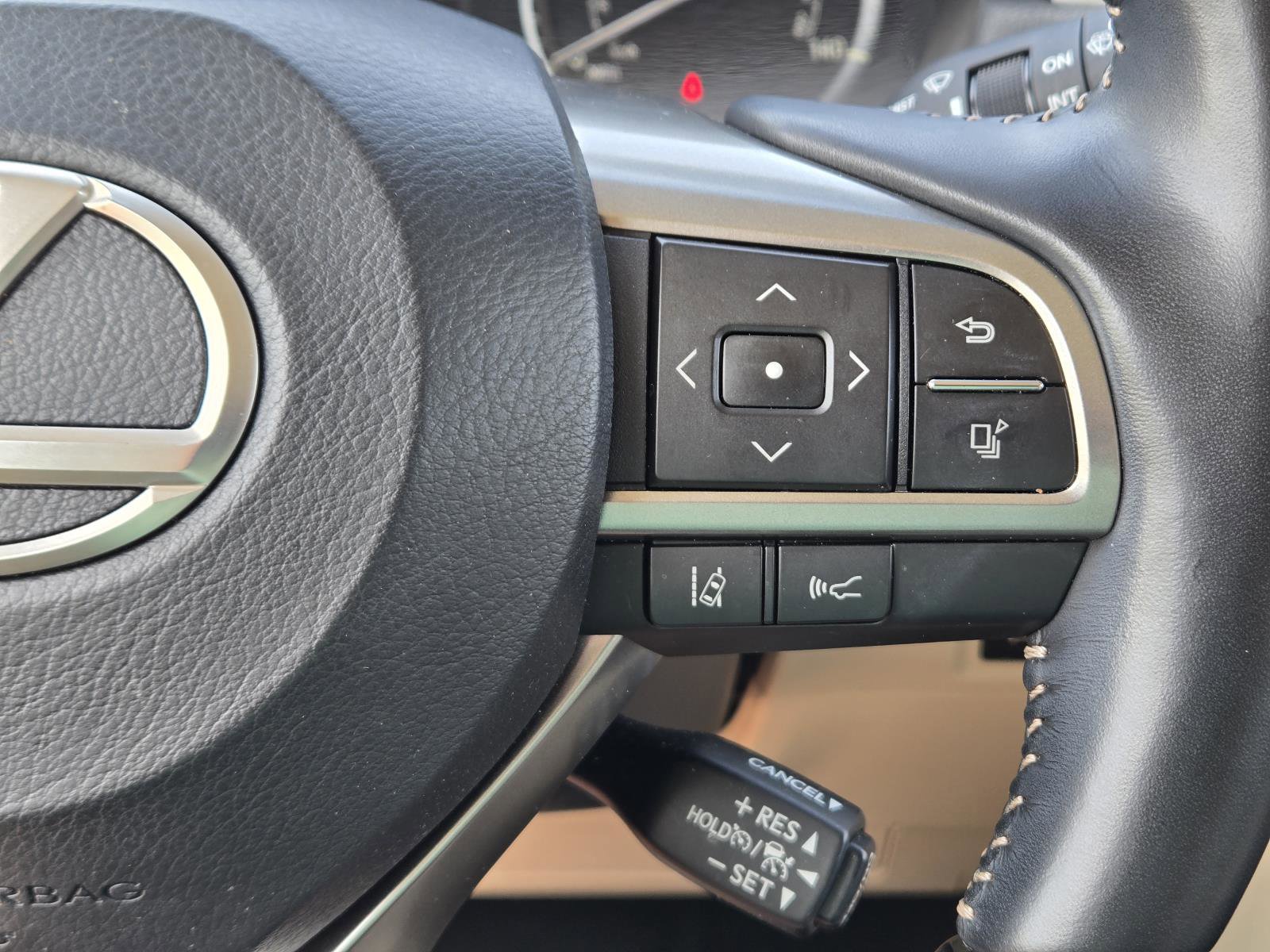 Used 2022 Lexus GX 460 Premium w/ Premium Package AWD/4WD image 24