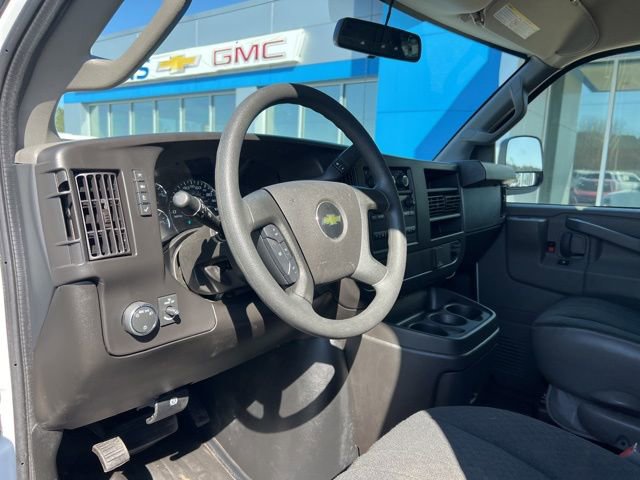 Used 2024 Chevrolet Express 2500 w/ Driver Convenience Package image 20