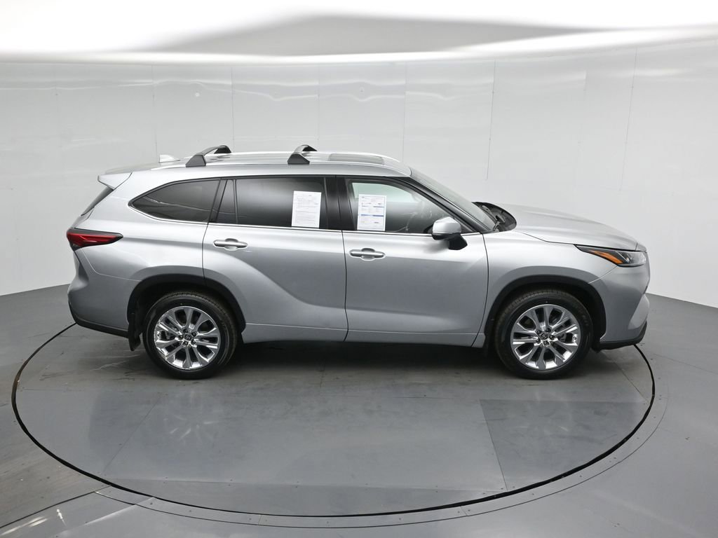 Used 2022 Toyota Highlander Limited image 40