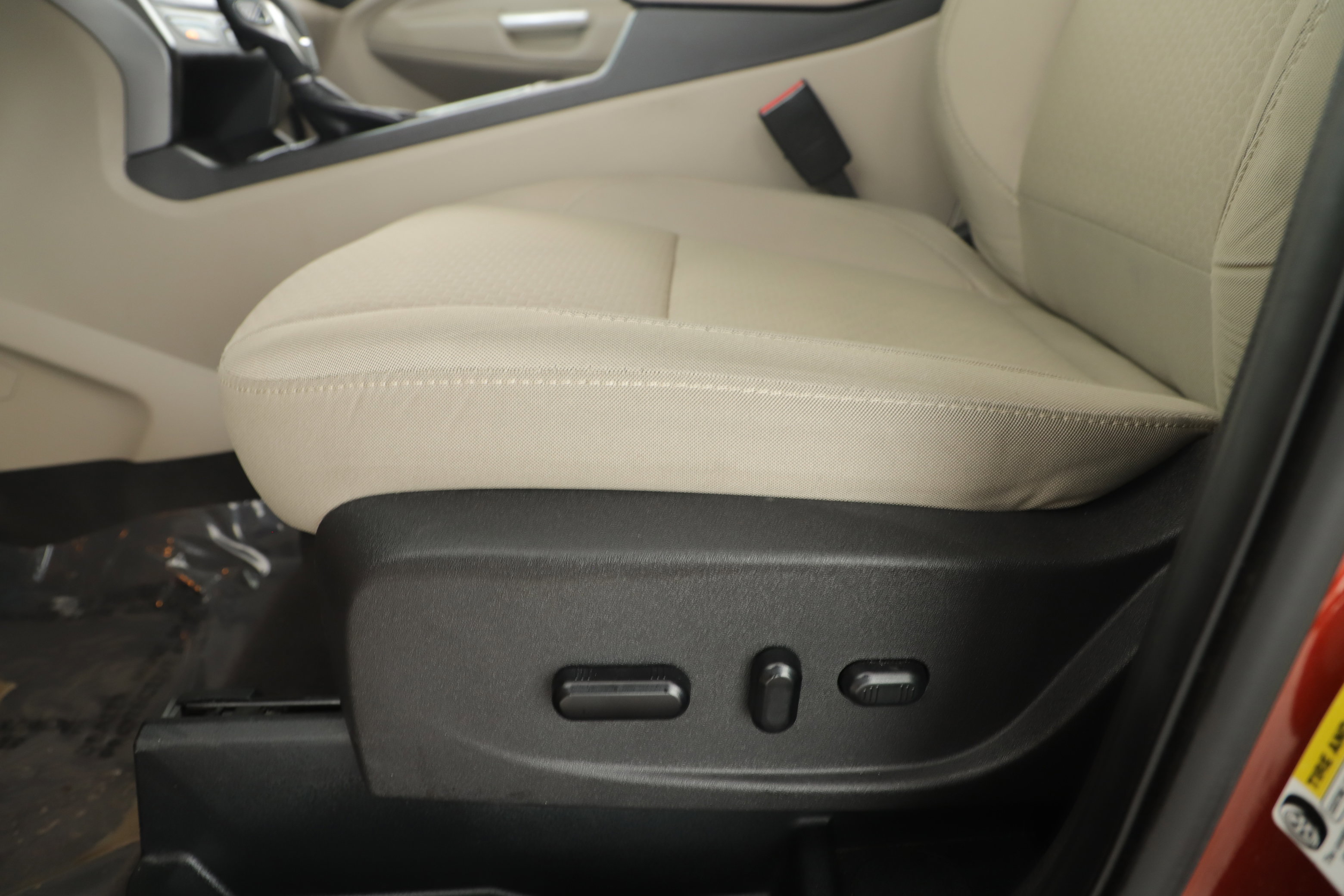 Used 2019 Ford Escape SE image 10