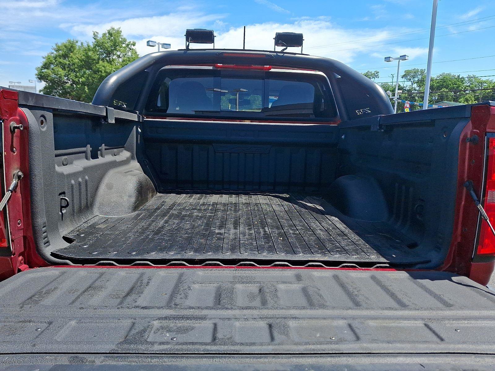 Used 2021 Chevrolet Colorado ZR2 w/ ZR2 Dusk Special Edition AWD/4WD image 31