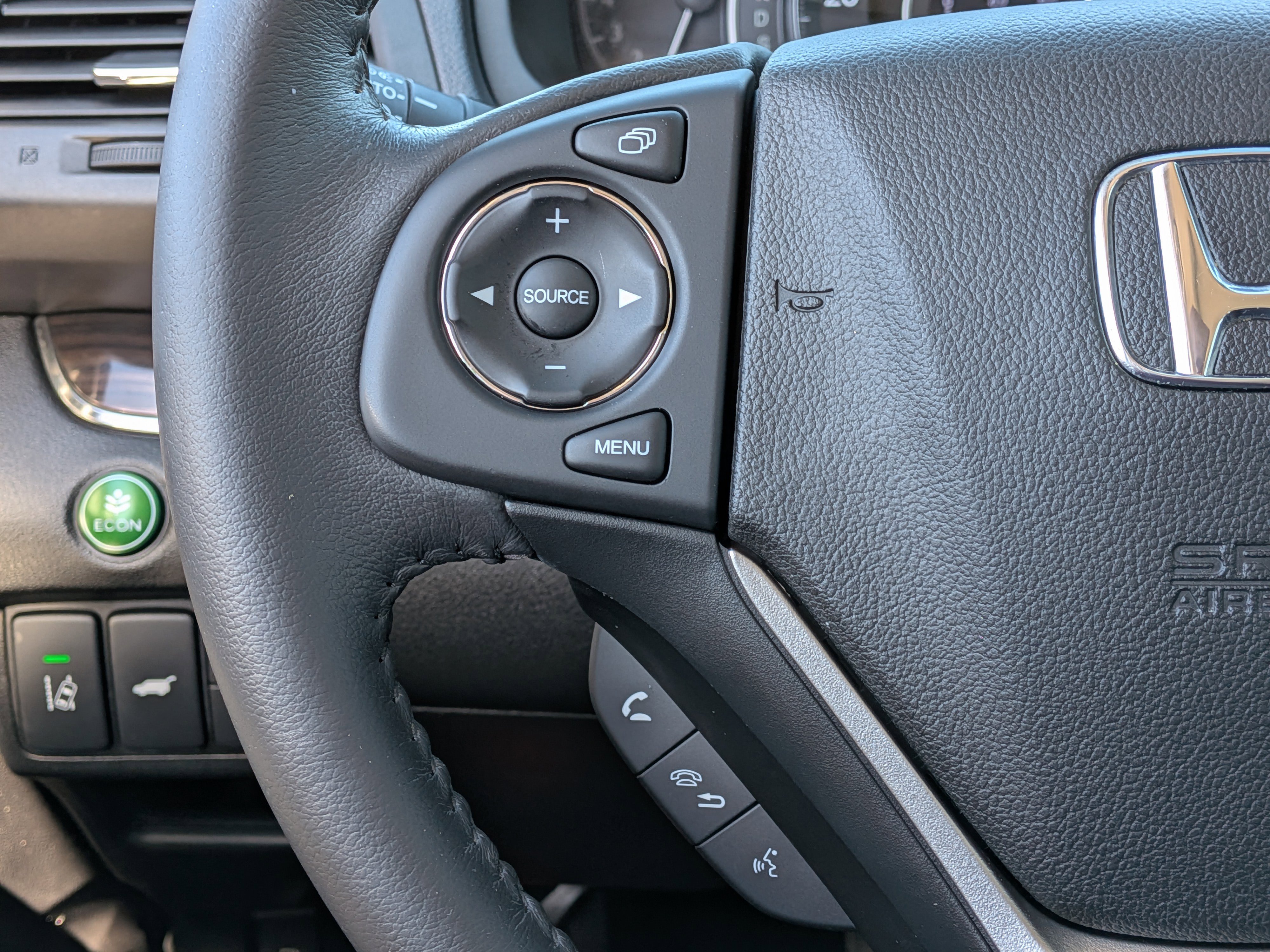 Used 2016 Honda CR-V Touring image 28