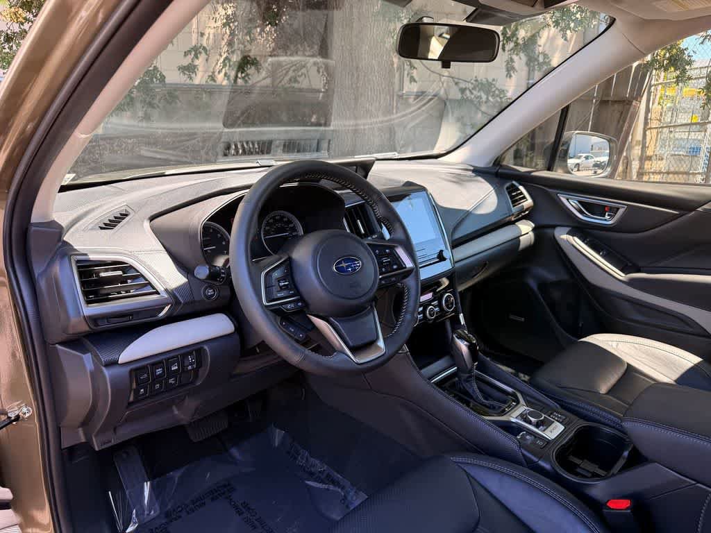 Certified 2024 Subaru Forester Limited AWD/4WD image 2