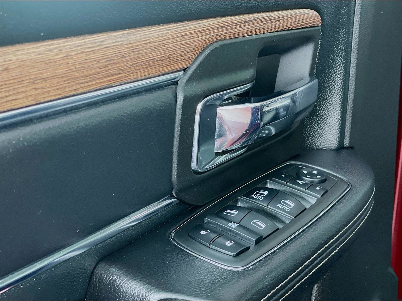 Used 2018 RAM 2500 Laramie w/ Convenience Group image 22