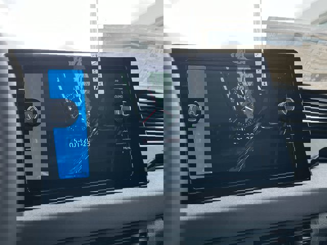 New 2025 Volkswagen Jetta SE image 22