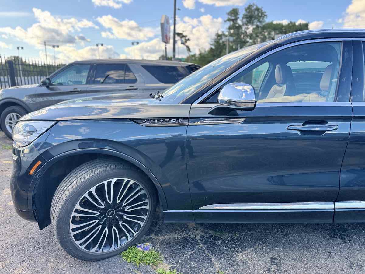 Used 2020 Lincoln Aviator Black Label w/ Dynamic Handling Package AWD/4WD image 13