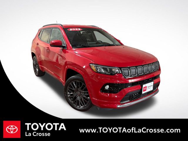 Used 2022 Jeep Compass Limited image 1