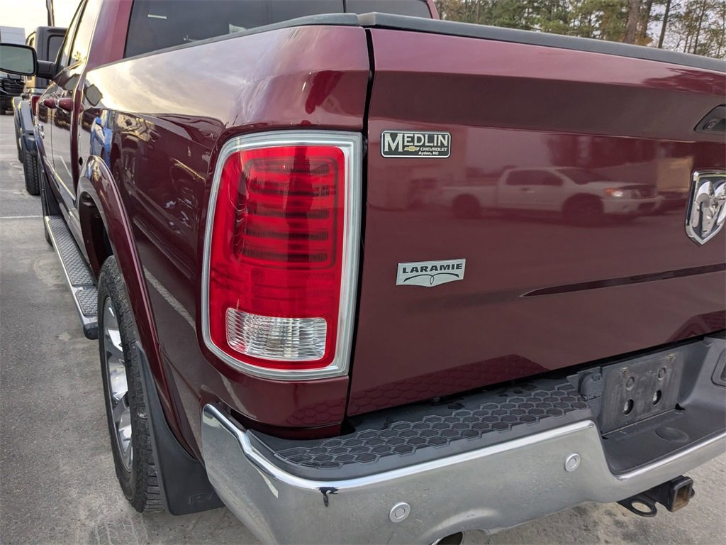 Used 2017 RAM 1500 Laramie w/ Convenience Group image 7