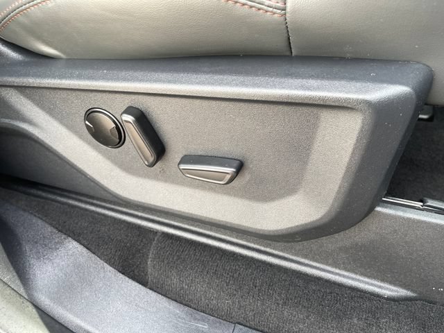 Used 2025 Ford Expedition Active AWD/4WD image 40