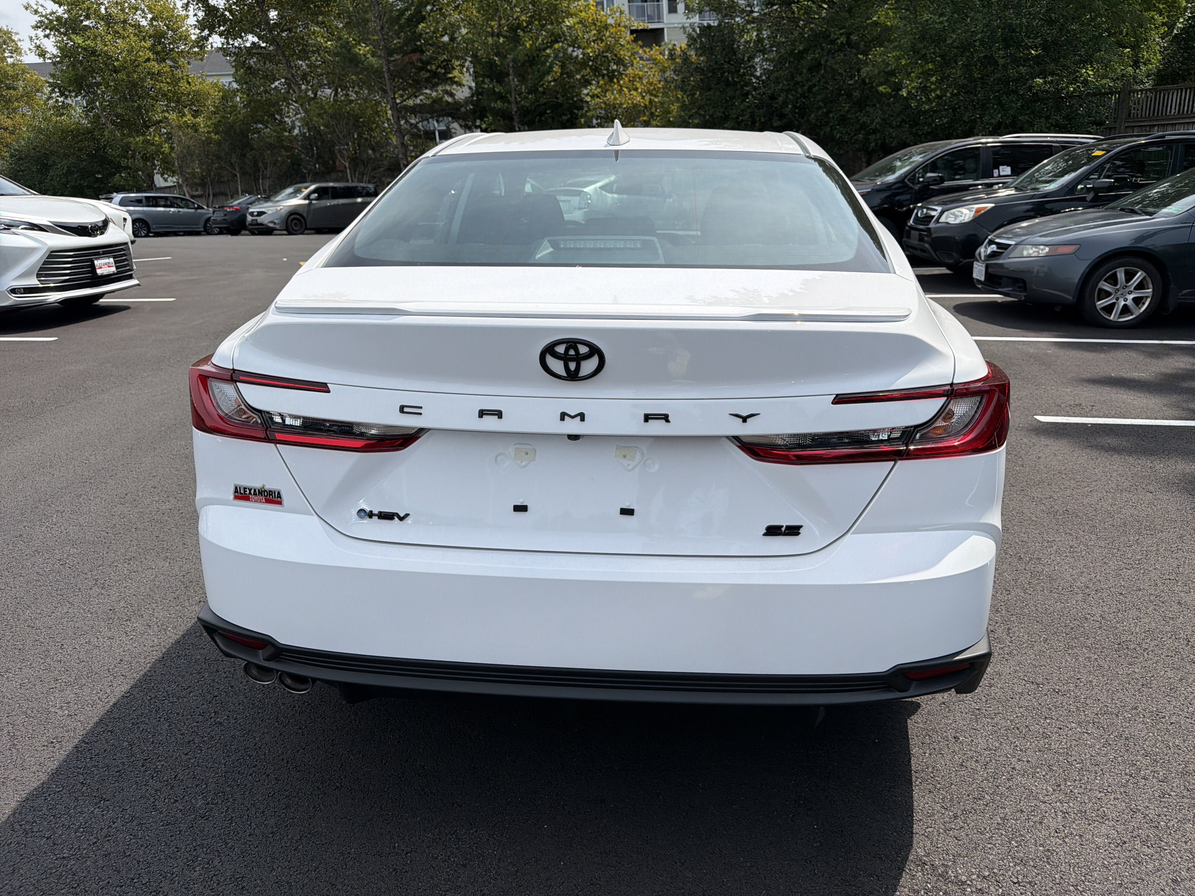 New 2026 Toyota Camry SE FWD image 5