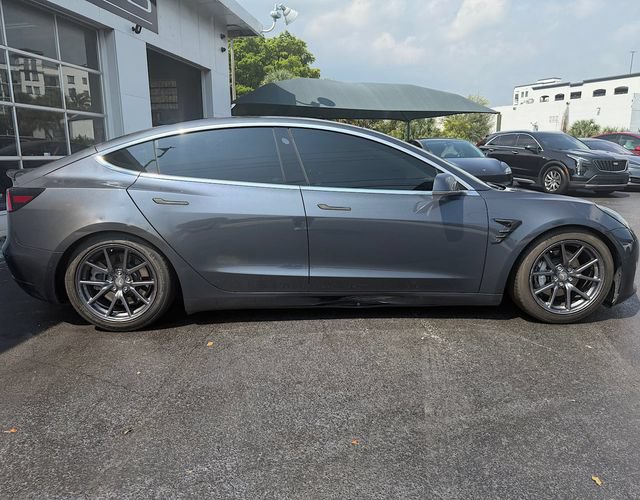 Used 2020 Tesla Model 3 Standard Range Plus RWD image 6