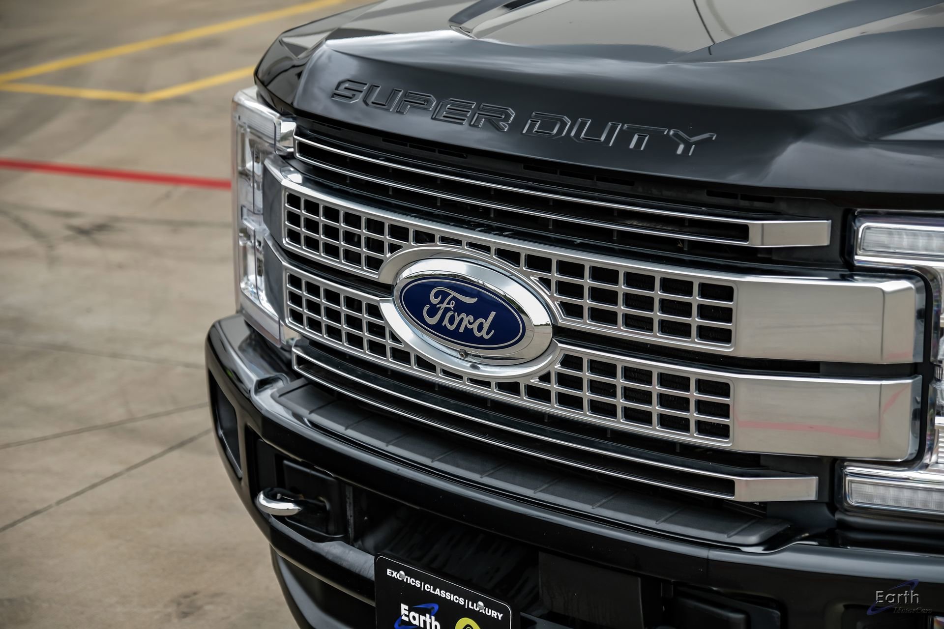 Used 2018 Ford F450 Platinum w/ Platinum Ultimate Package AWD/4WD image 30