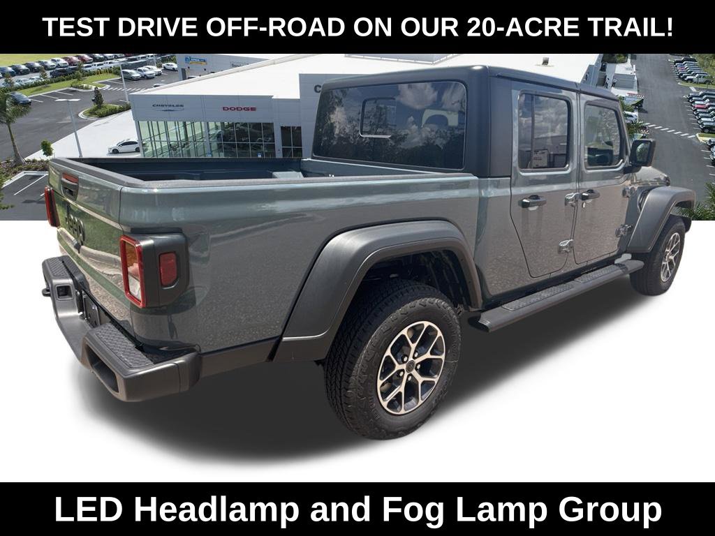 New 2026 Jeep Gladiator Sport AWD/4WD image 4