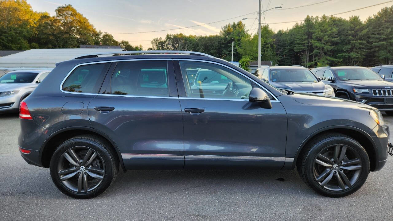 Used 2012 Volkswagen Touareg Executive image 17