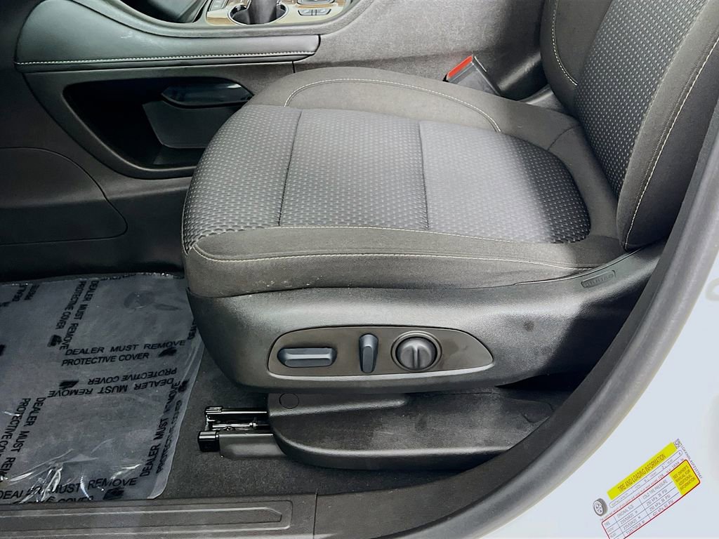 Used 2023 GMC Acadia SLE w/ Driver Convenience Package image 20