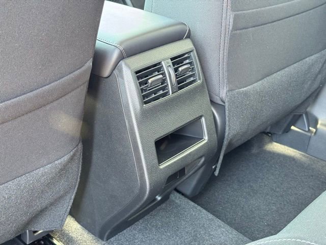 New 2026 Mitsubishi Outlander ES image 12