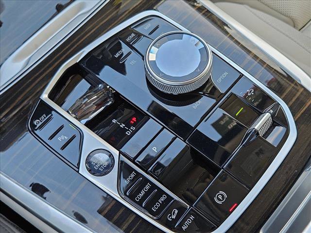 Certified 2025 BMW X7 xDrive40i w/ Executive Package image 16