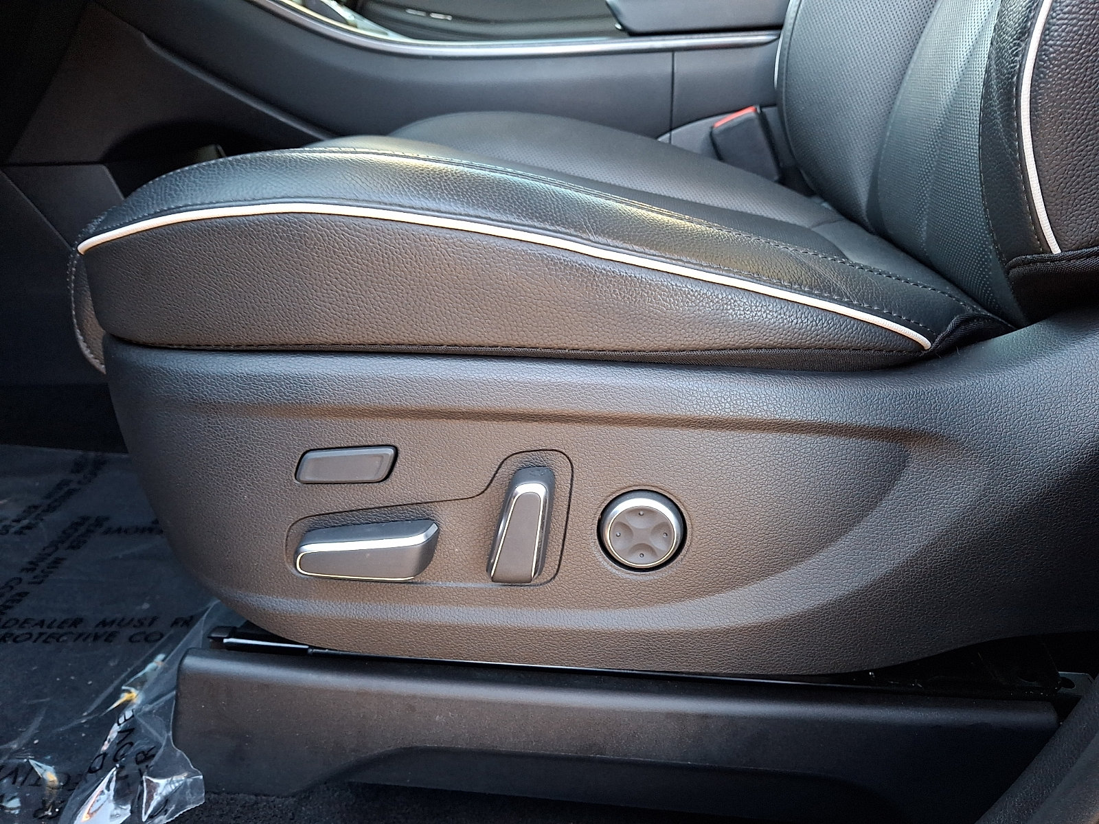 Used 2023 Hyundai Palisade Limited FWD image 15