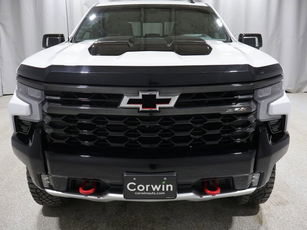 Used 2024 Chevrolet Silverado 1500 ZR2 w/ Technology Package image 9