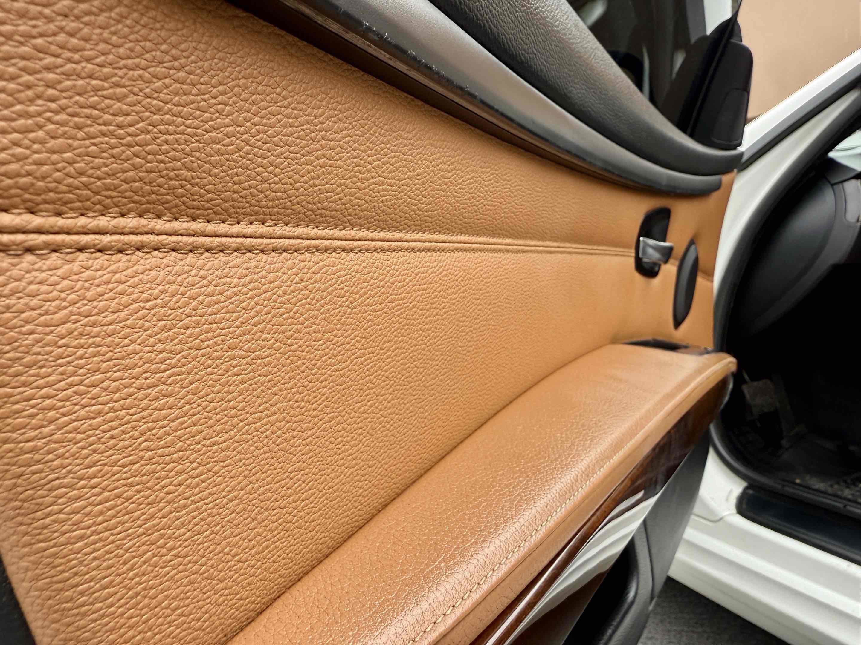 Used 2011 BMW 328i xDrive Coupe image 27