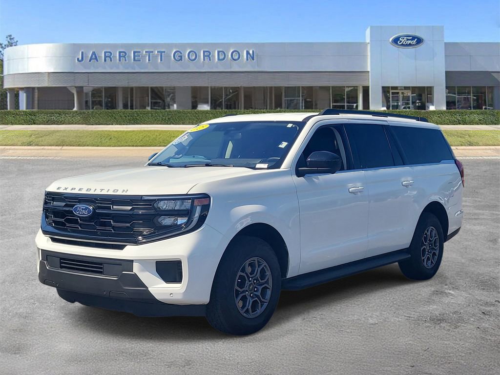 Certified 2025 Ford Expedition Max Active RWD image 2
