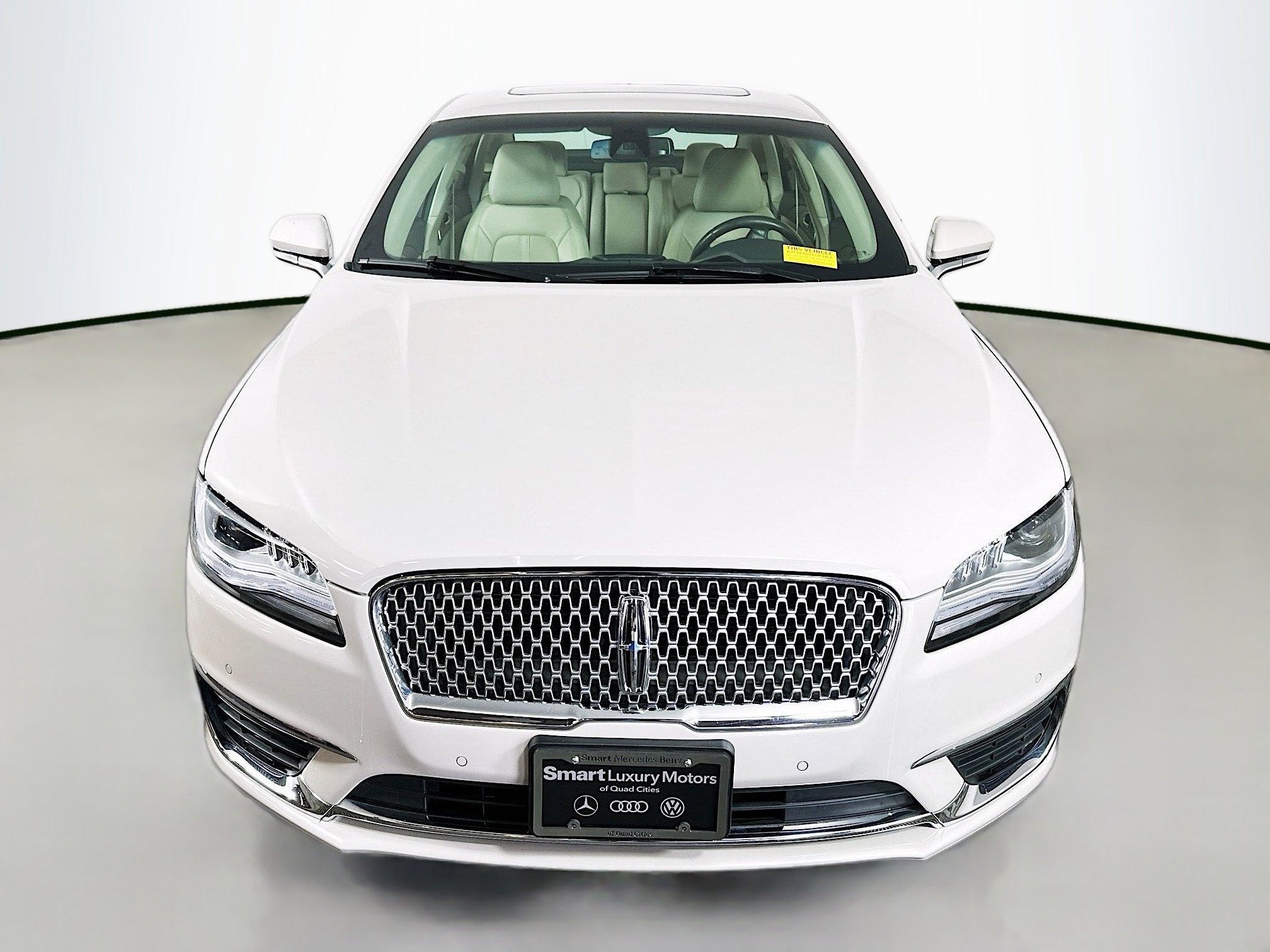 Used 2019 Lincoln MKZ Reserve FWD image 2