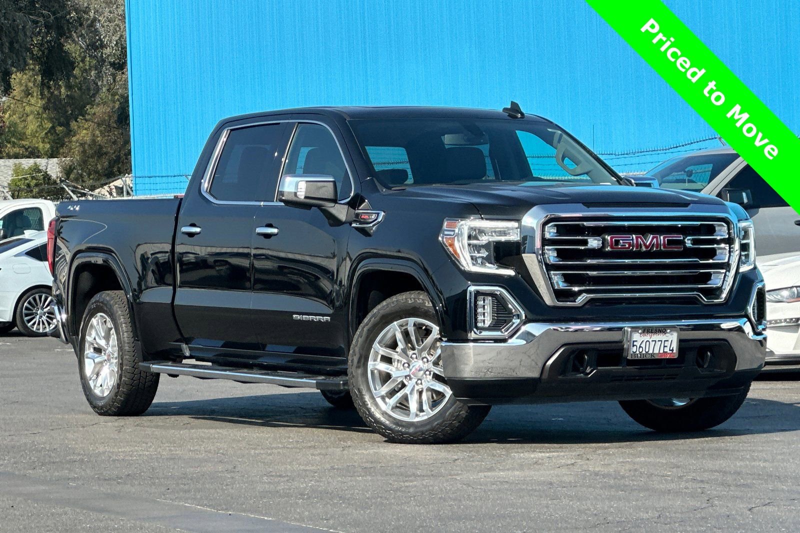 Used 2021 GMC Sierra 1500 SLT w/ SLT Premium Package image 2