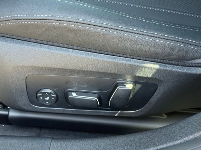 Used 2025 BMW i4 eDrive40 w/ Parking Assistance Package image 21