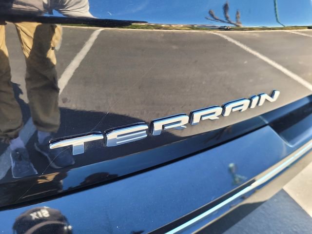 Used 2023 GMC Terrain Denali w/ Black Diamond Edition image 27