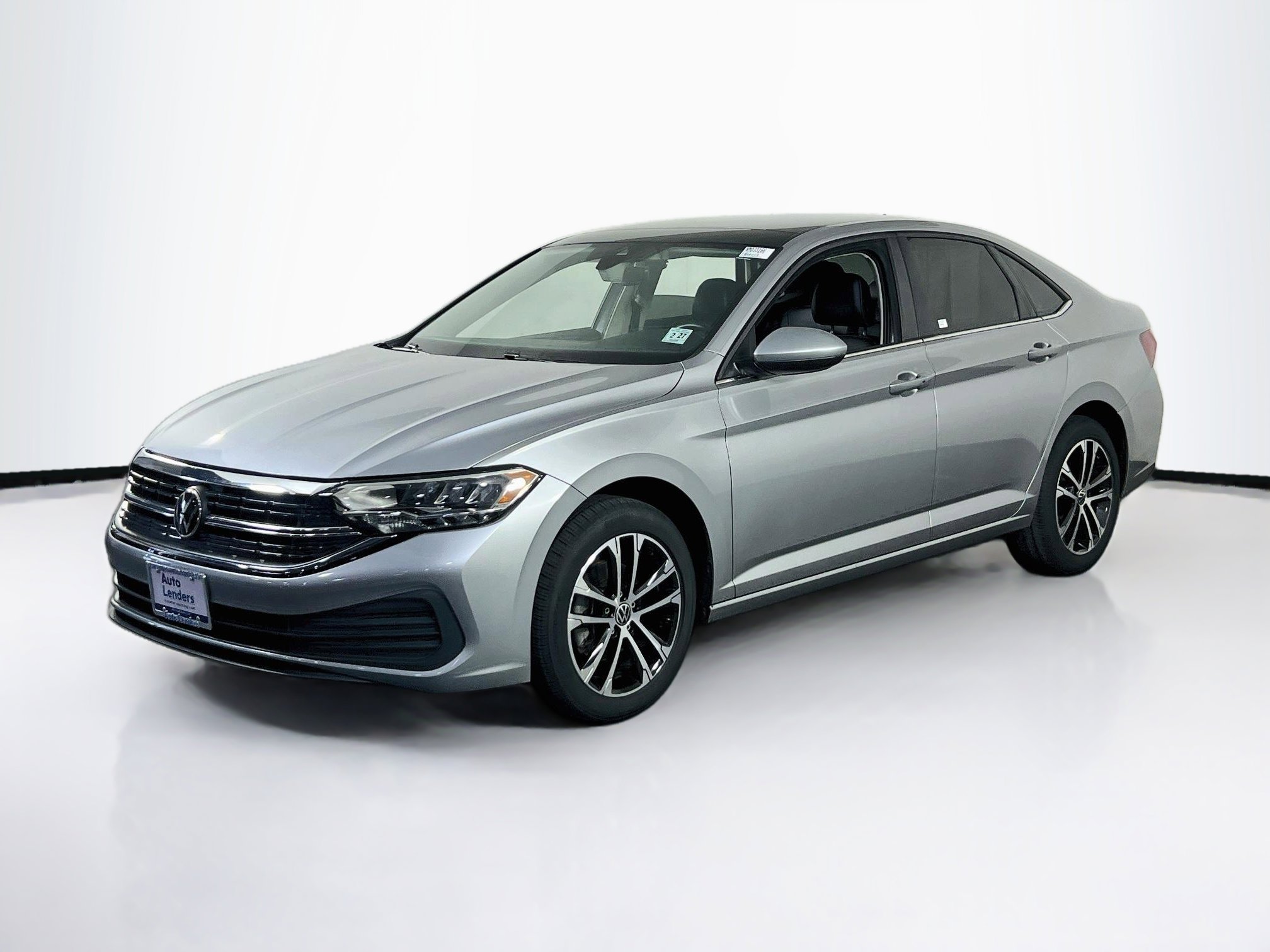 Used 2022 Volkswagen Jetta SE FWD image 1