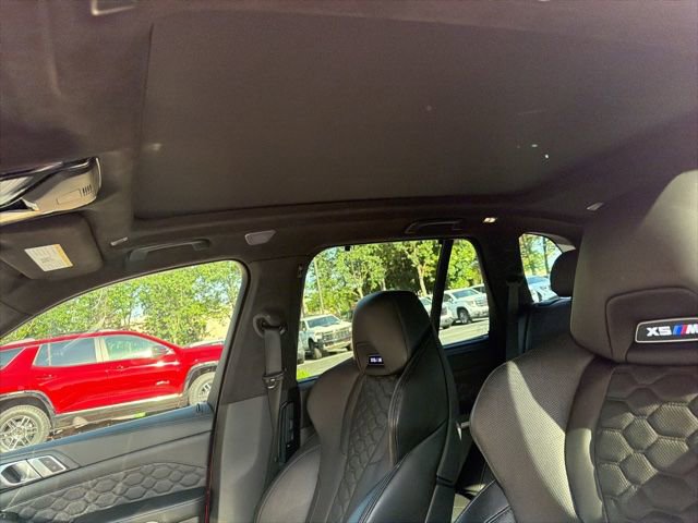 Used 2021 BMW X5 M w/ Executive Package AWD/4WD image 2