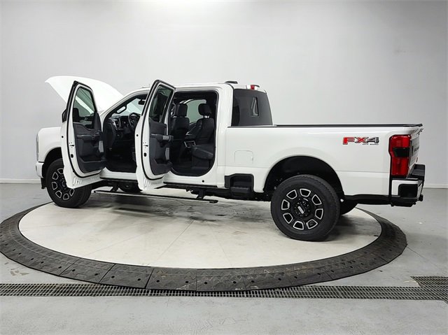 Used 2025 Ford F250 Platinum image 13