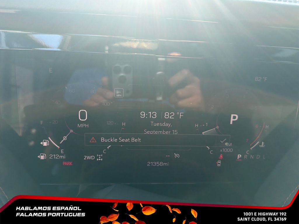 Used 2026 GMC Yukon XL AT4 AWD/4WD image 9