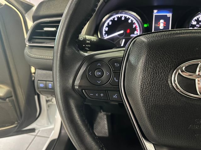 Used 2019 Toyota Camry SE w/ Convenience Package image 17