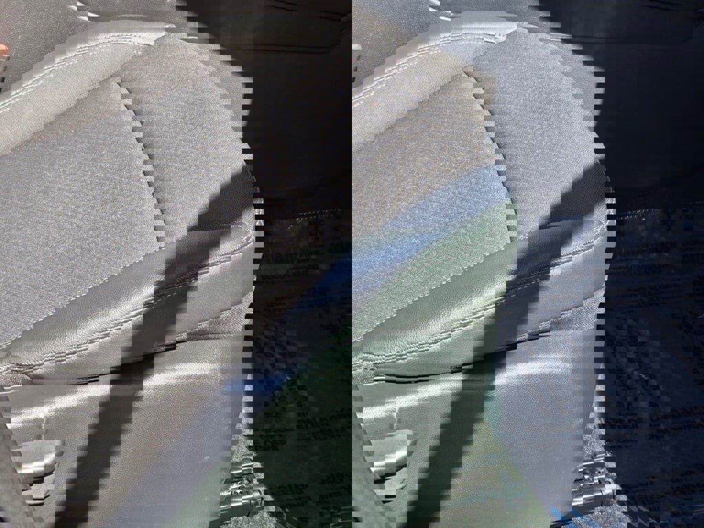 Certified 2025 Buick Encore GX Preferred image 8