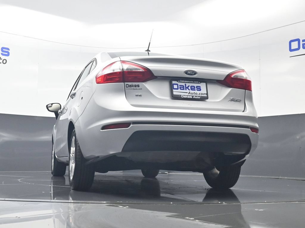 Used 2016 Ford Fiesta SE w/ Cold Weather Package FWD image 38