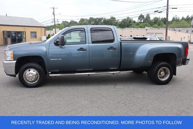 Used 2011 Chevrolet Silverado 3500 W/T AWD/4WD image 5