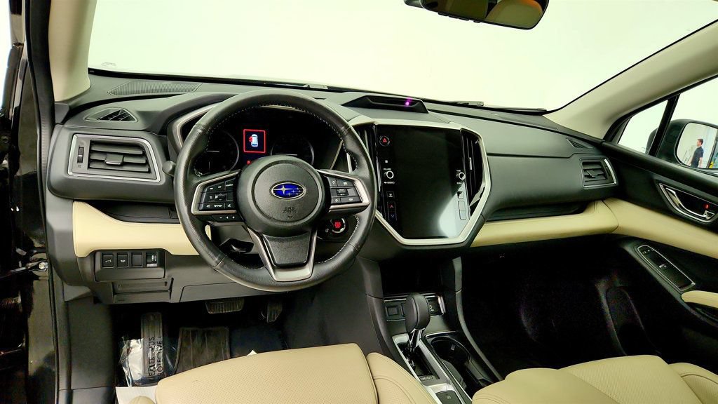 Used 2023 Subaru Ascent Limited AWD/4WD image 12